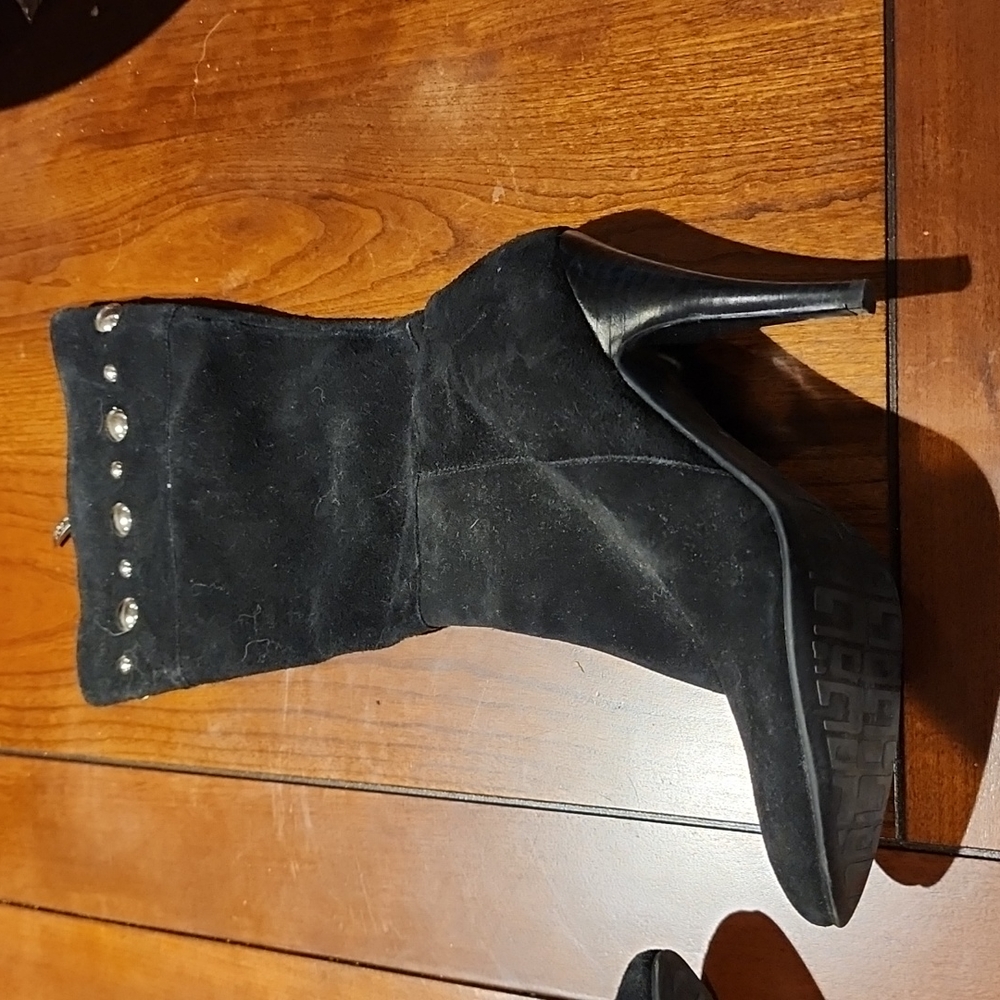 Guess suede boots